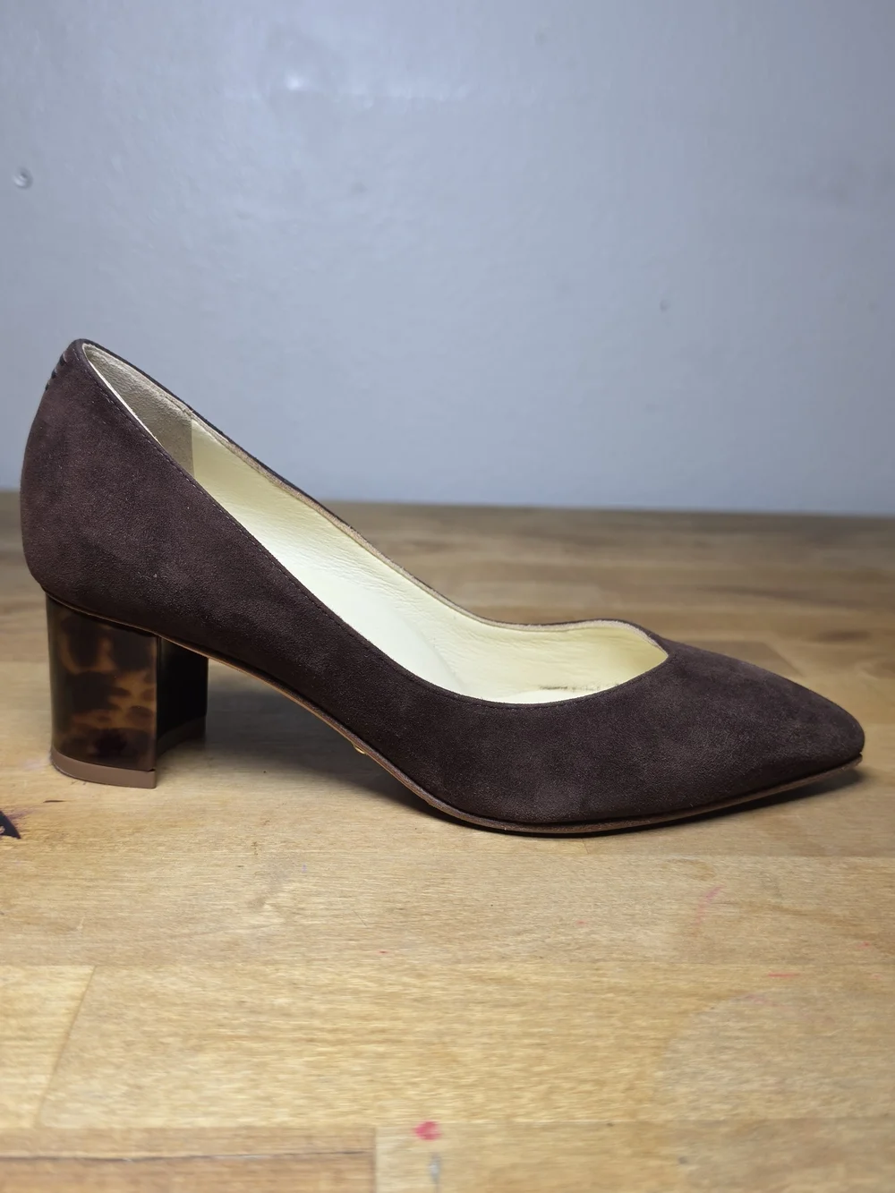 SARAH FLINT Chocolate Suede Perfect Emma Tortoise Block Heel Pump 34.5 4.5